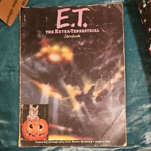 E.T. The Extra-Terrestrial Storybook
